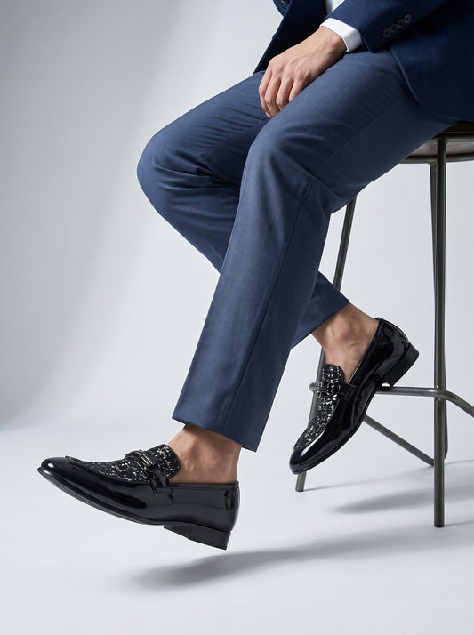 D273-244 Black