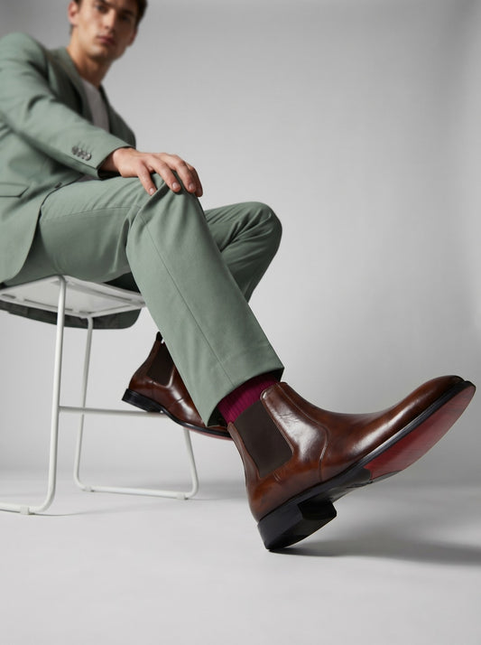 905 Dark Brown